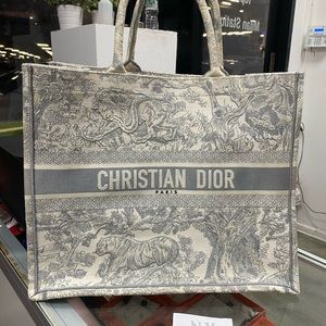 Dior Book Tote Large